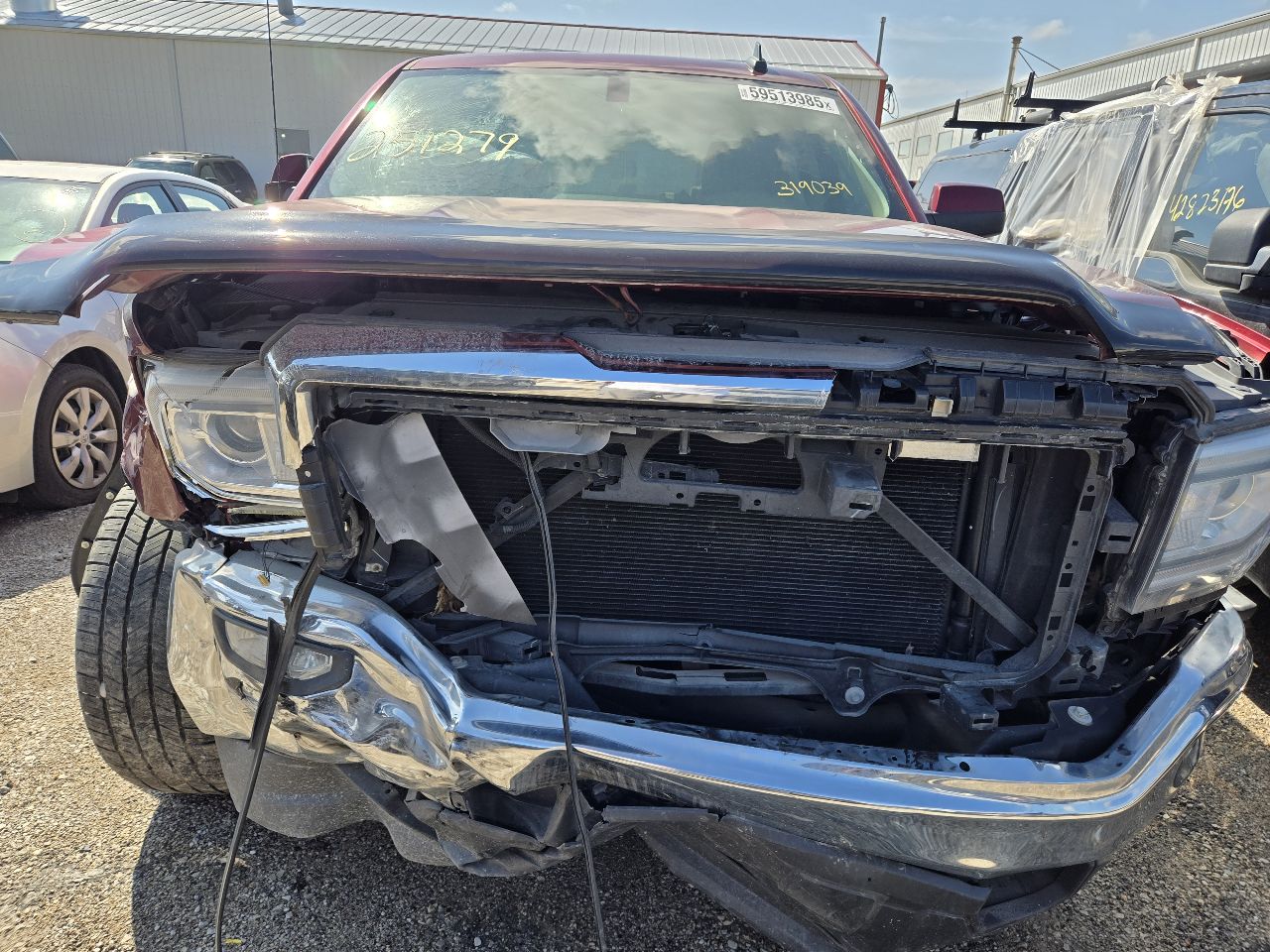 Vehicle/248125_10.jpg
