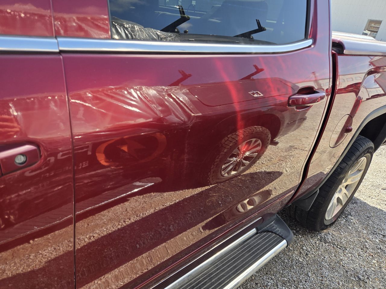 Vehicle/248125_12.jpg