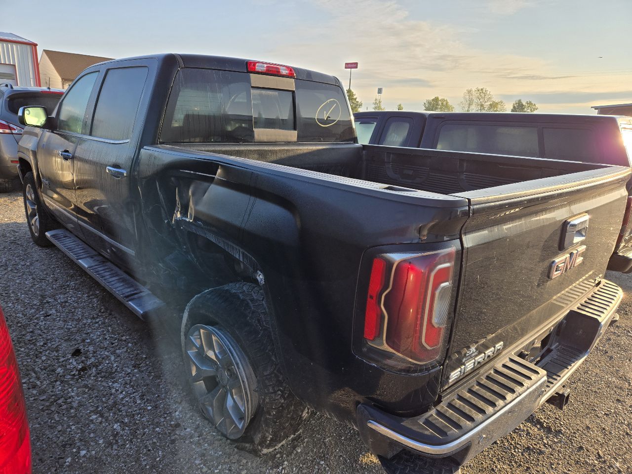 Vehicle/248139_03.jpg