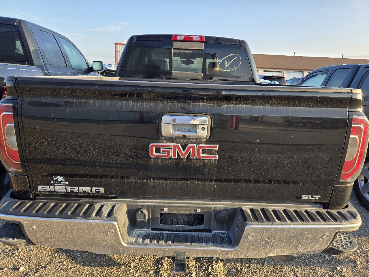 Vehicle/248139_06.jpg