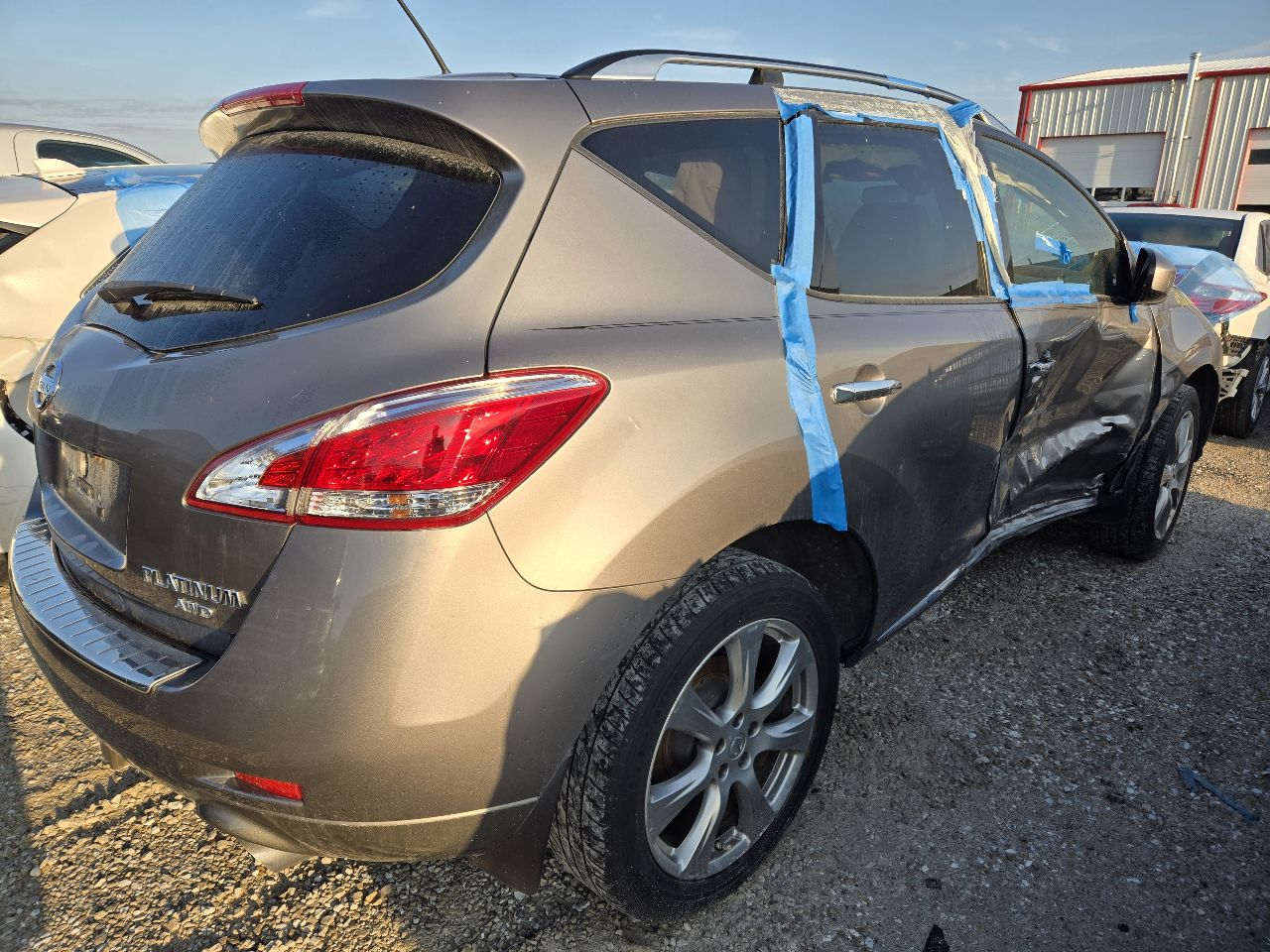 Vehicle/248140_04.jpg