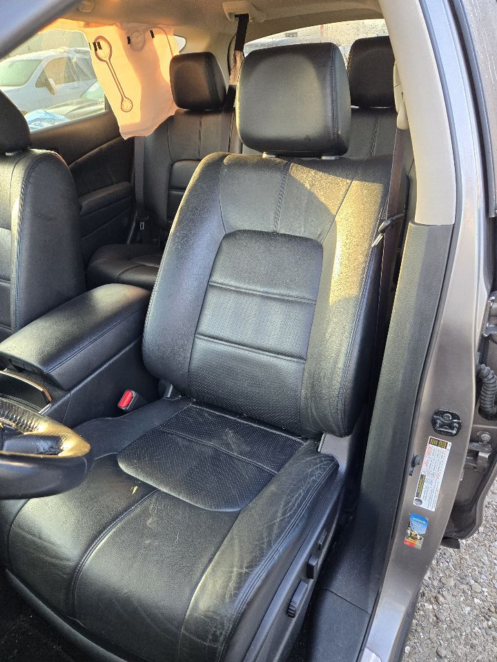 Vehicle/248140_10.jpg