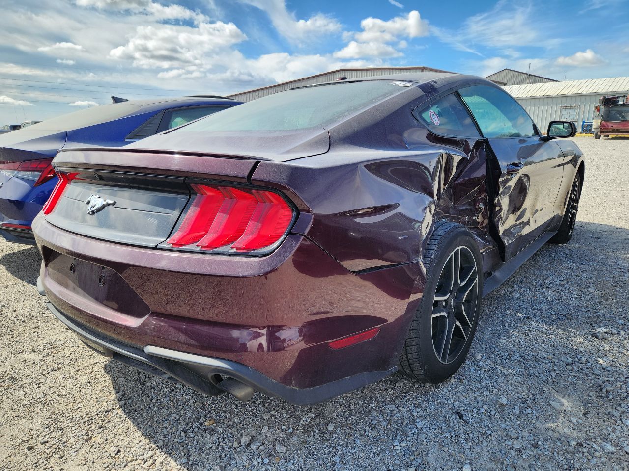 Vehicle/248151_03.jpg