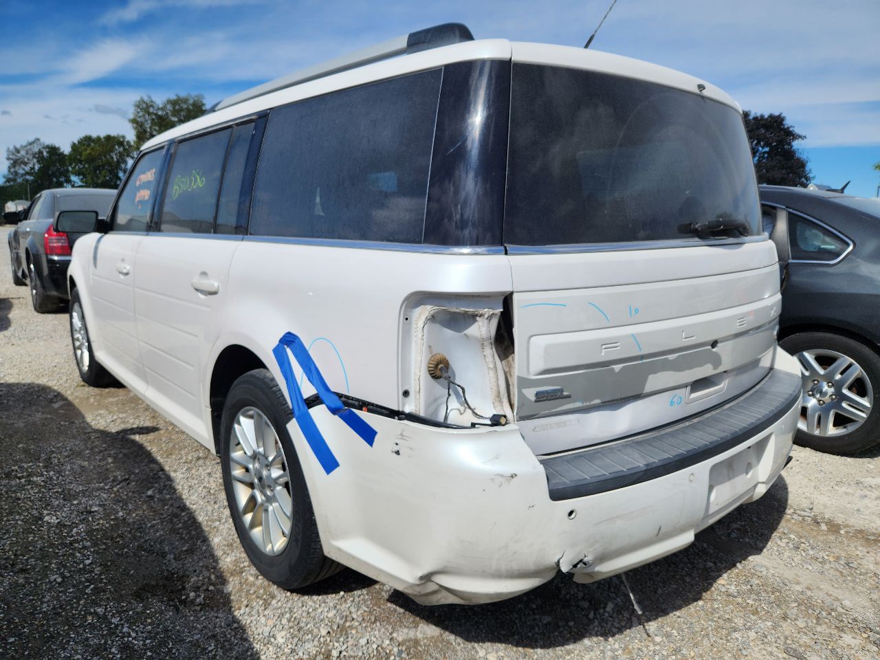 Vehicle/248153_02.jpg