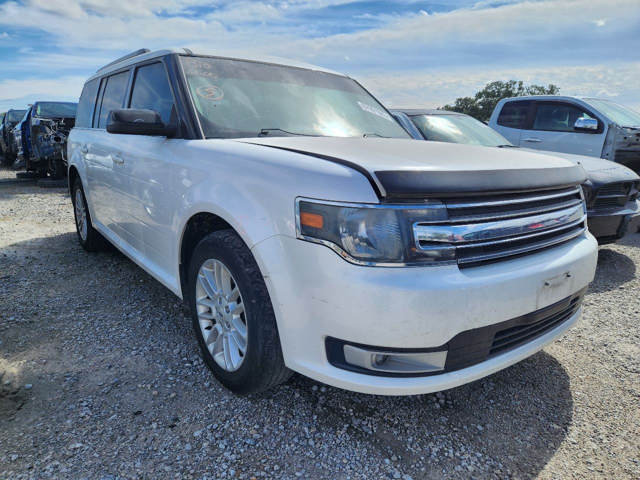 Vehicle/248153_04.jpg