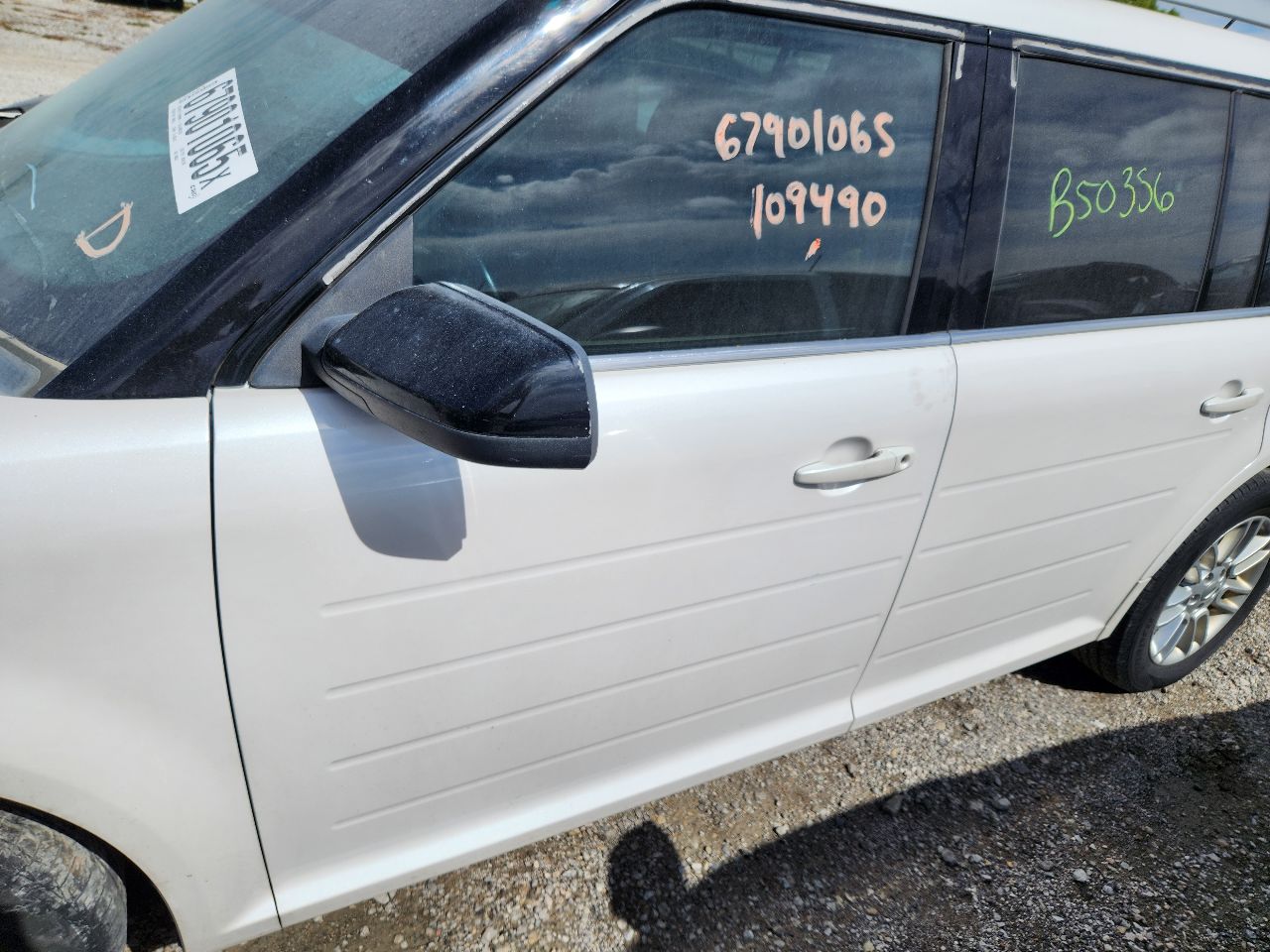 Vehicle/248153_09.jpg