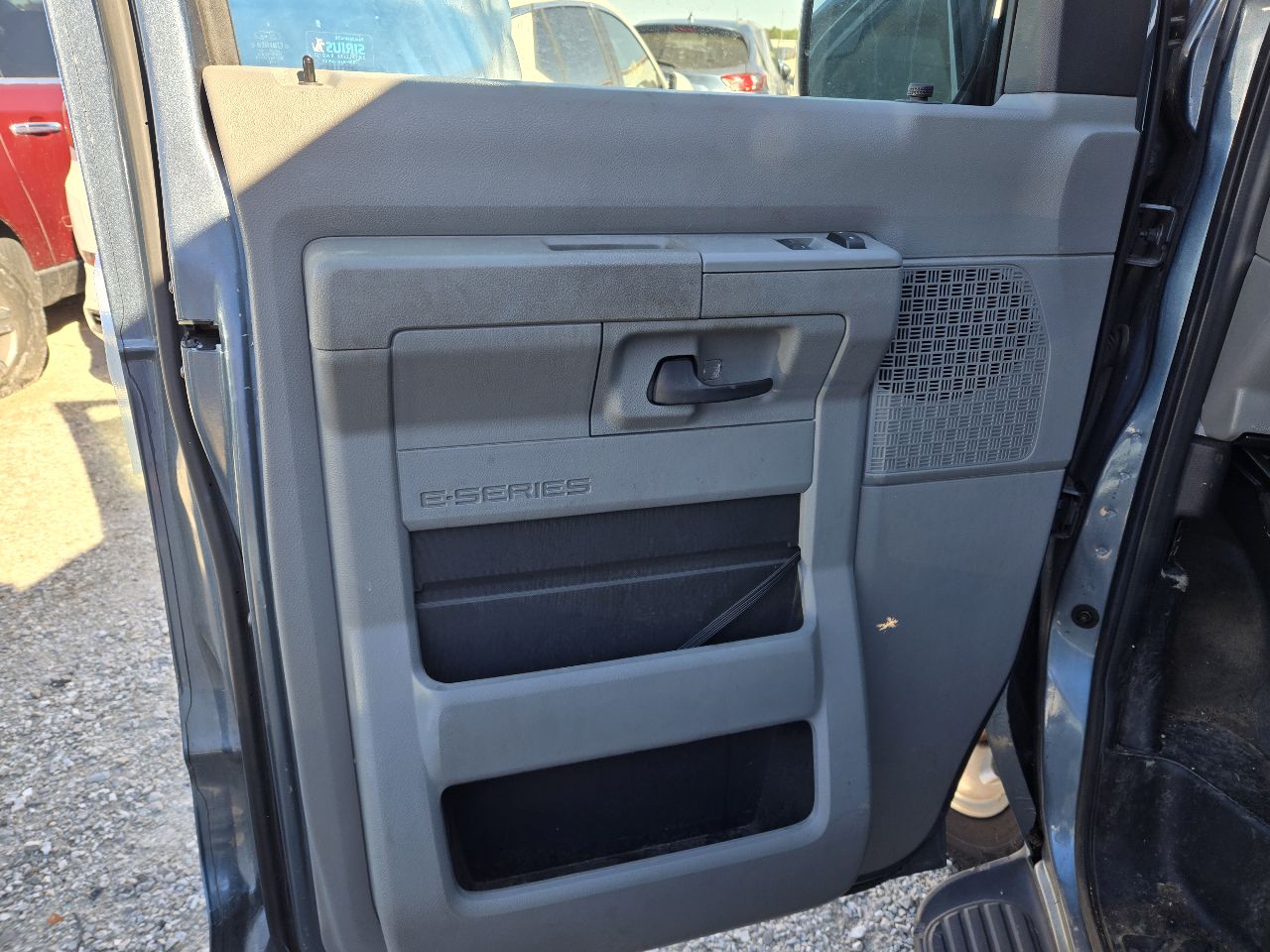 https://f005.backblazeb2.com/file/img-partshotlines-com/Inventory/EX441/Vehicle/248166_12.jpg