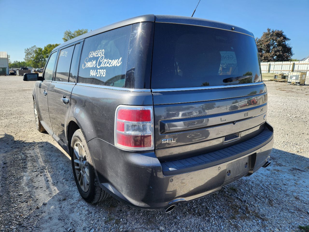 Vehicle/248173_02.jpg