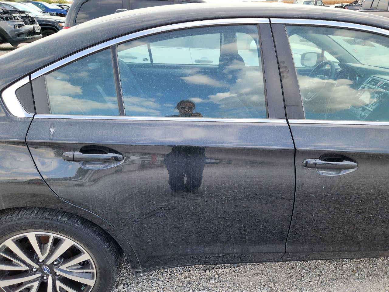 https://f005.backblazeb2.com/file/img-partshotlines-com/Inventory/EX441/Vehicle/248225_12.jpg