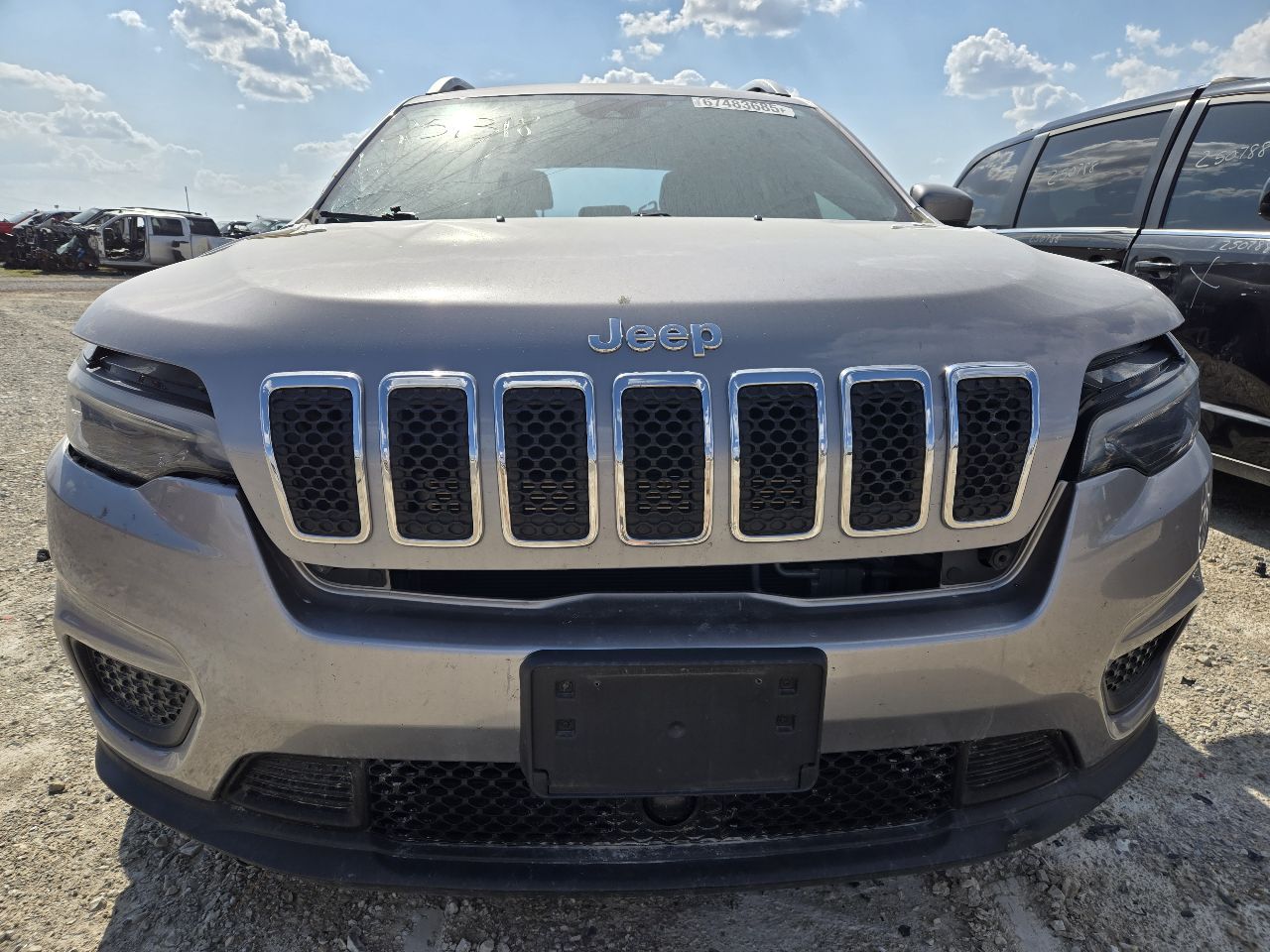 Vehicle/248236_07.jpg