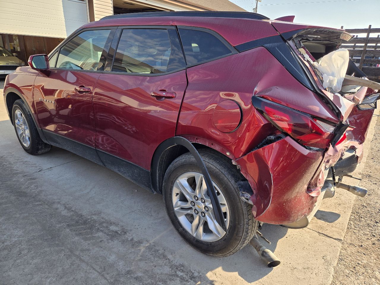 Vehicle/248240_03.jpg