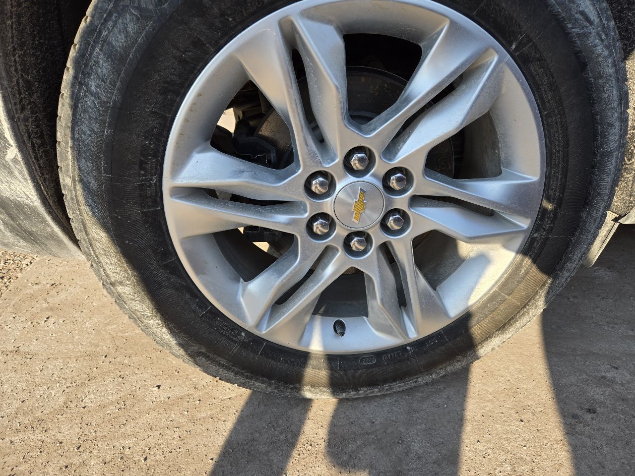 Vehicle/248240_06.jpg