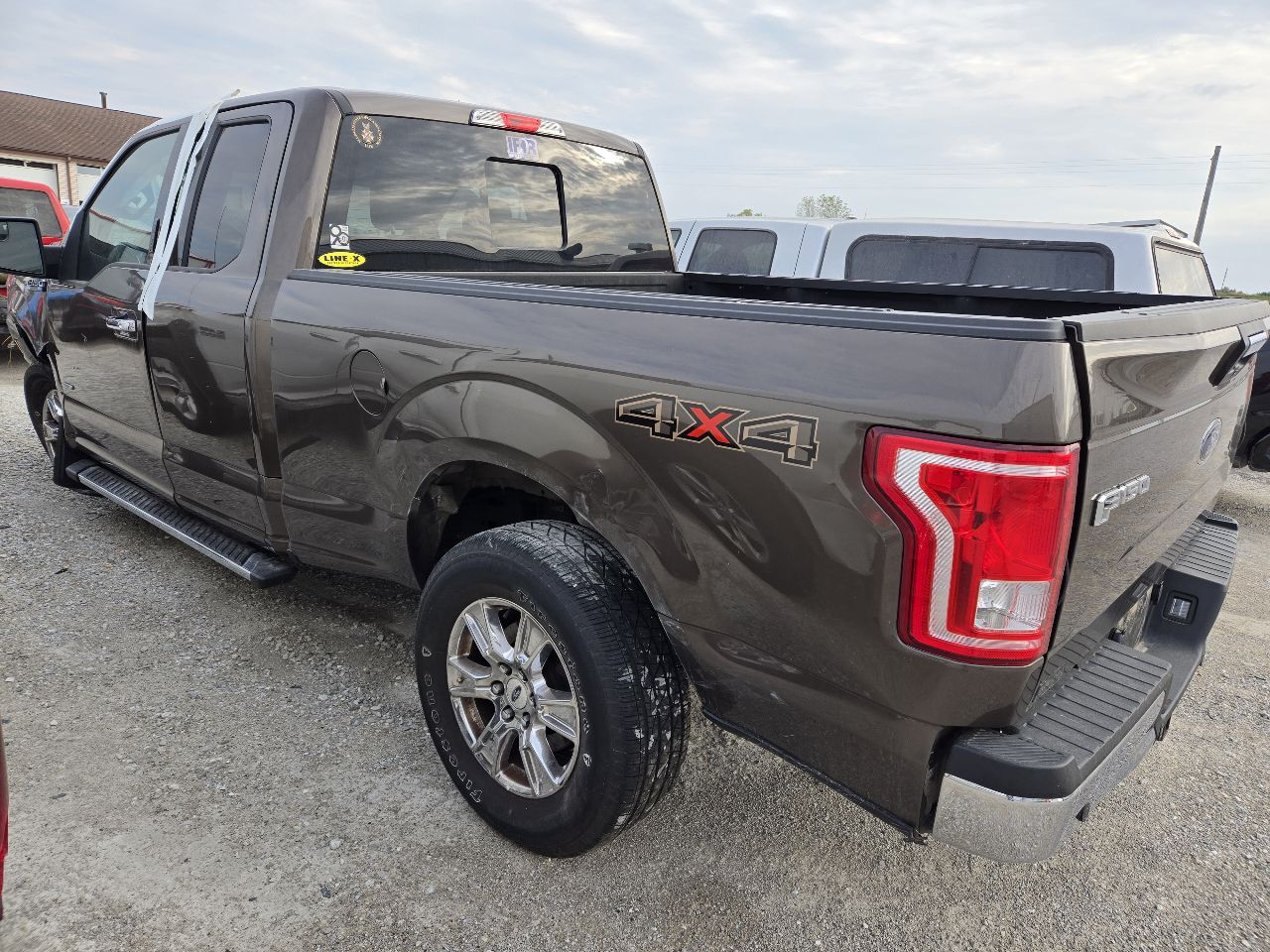 Vehicle/248322_03.jpg