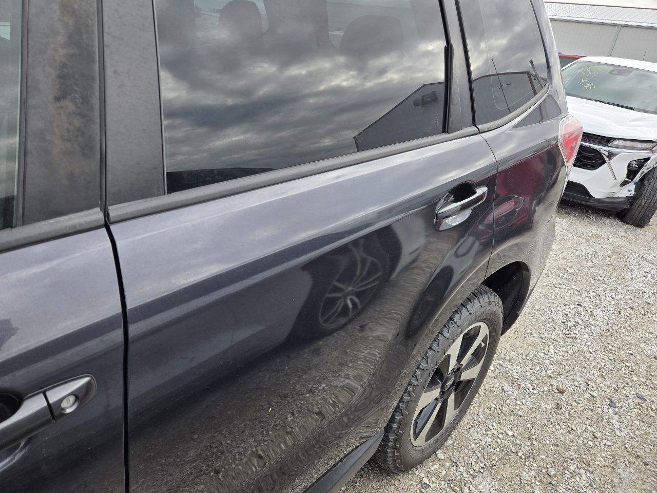 Vehicle/248358_11.jpg