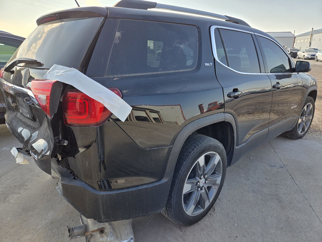 Vehicle/248364_04.jpg