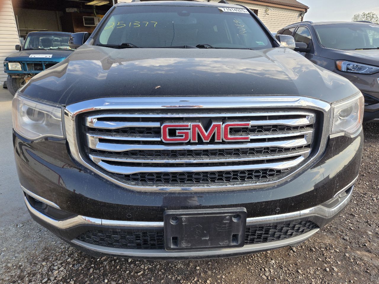 Vehicle/248364_09.jpg