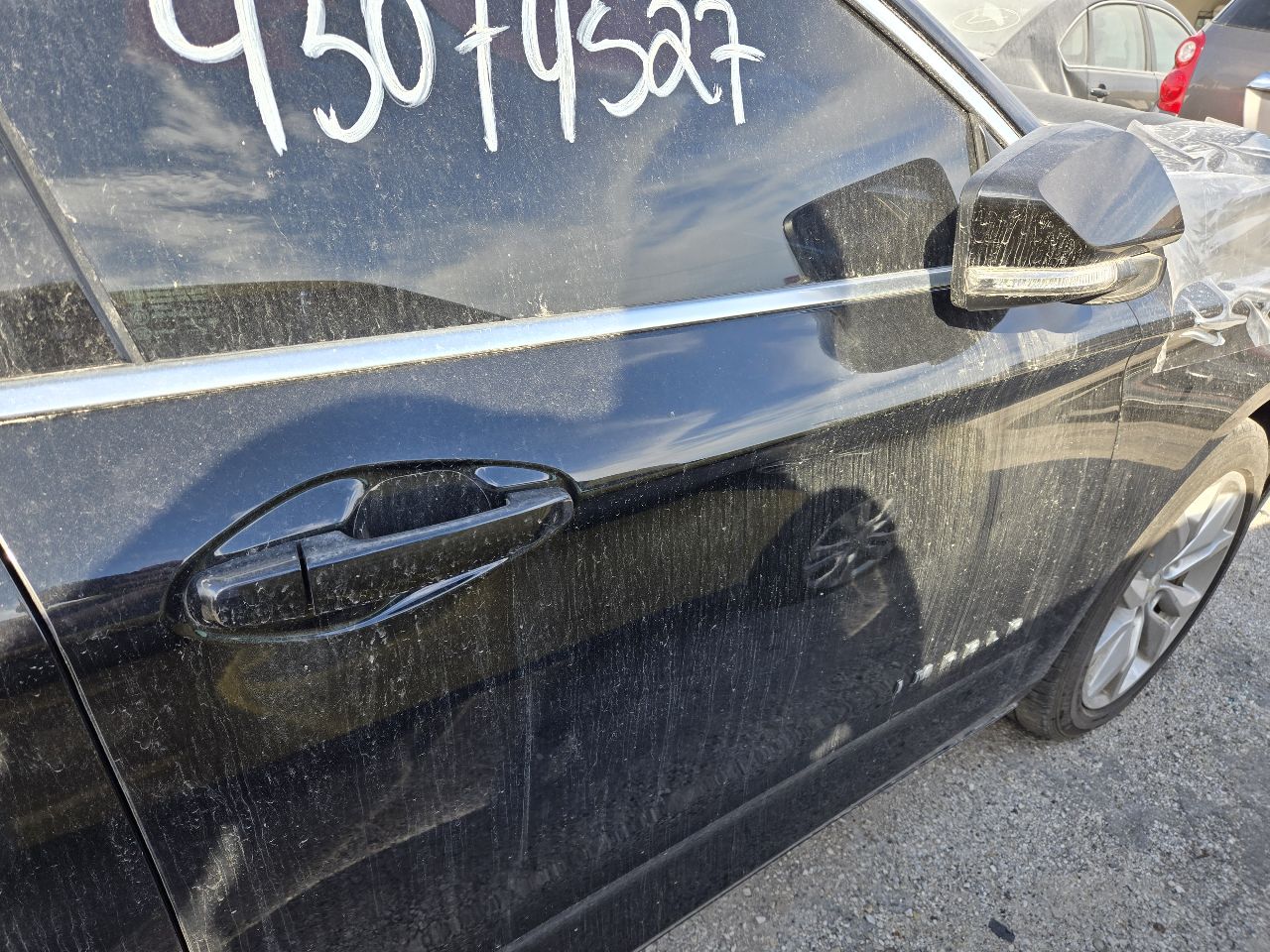Vehicle/248384_08.jpg