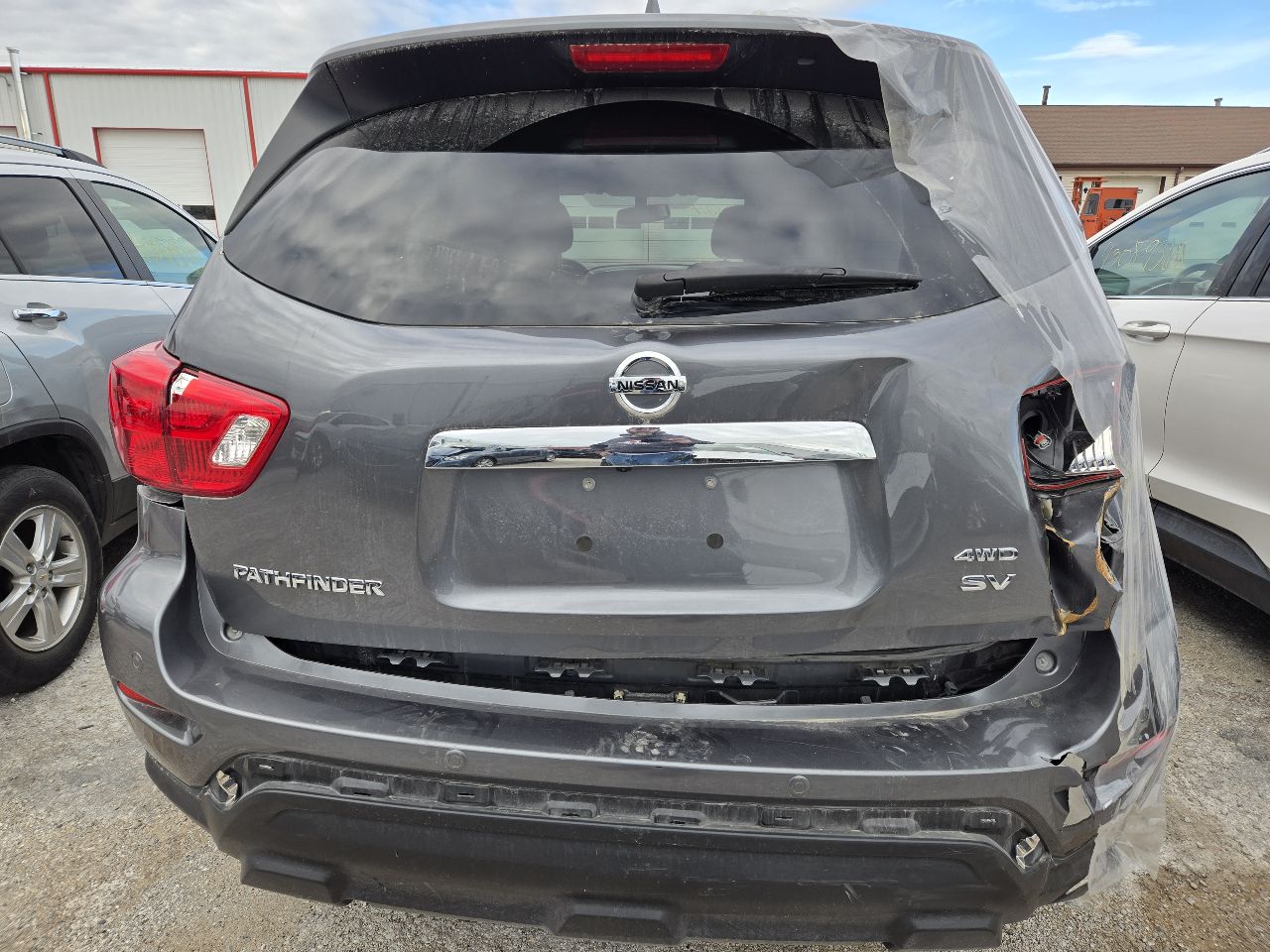 Vehicle/248462_05.jpg