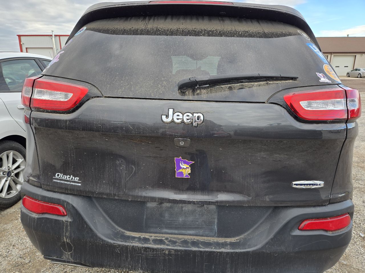 Vehicle/248465_05.jpg