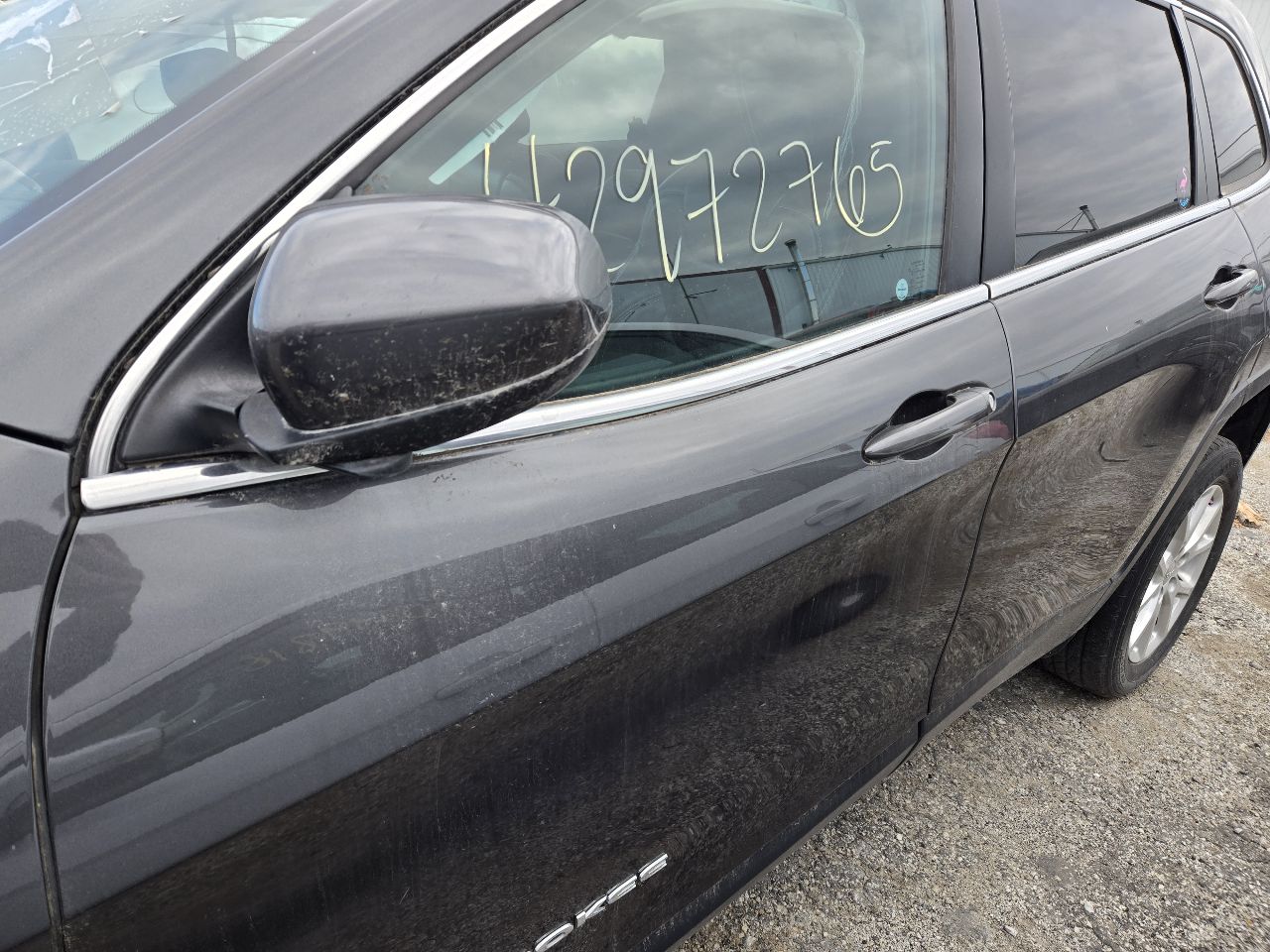 Vehicle/248465_08.jpg