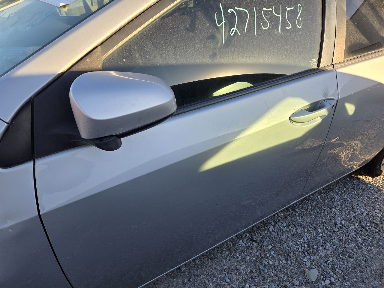https://f005.backblazeb2.com/file/img-partshotlines-com/Inventory/EX441/Vehicle/248467_07.jpg