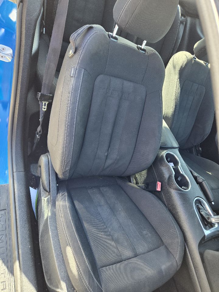 Vehicle/248469_17.jpg