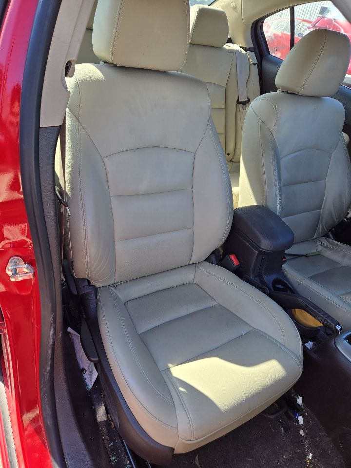 Vehicle/248501_09.jpg