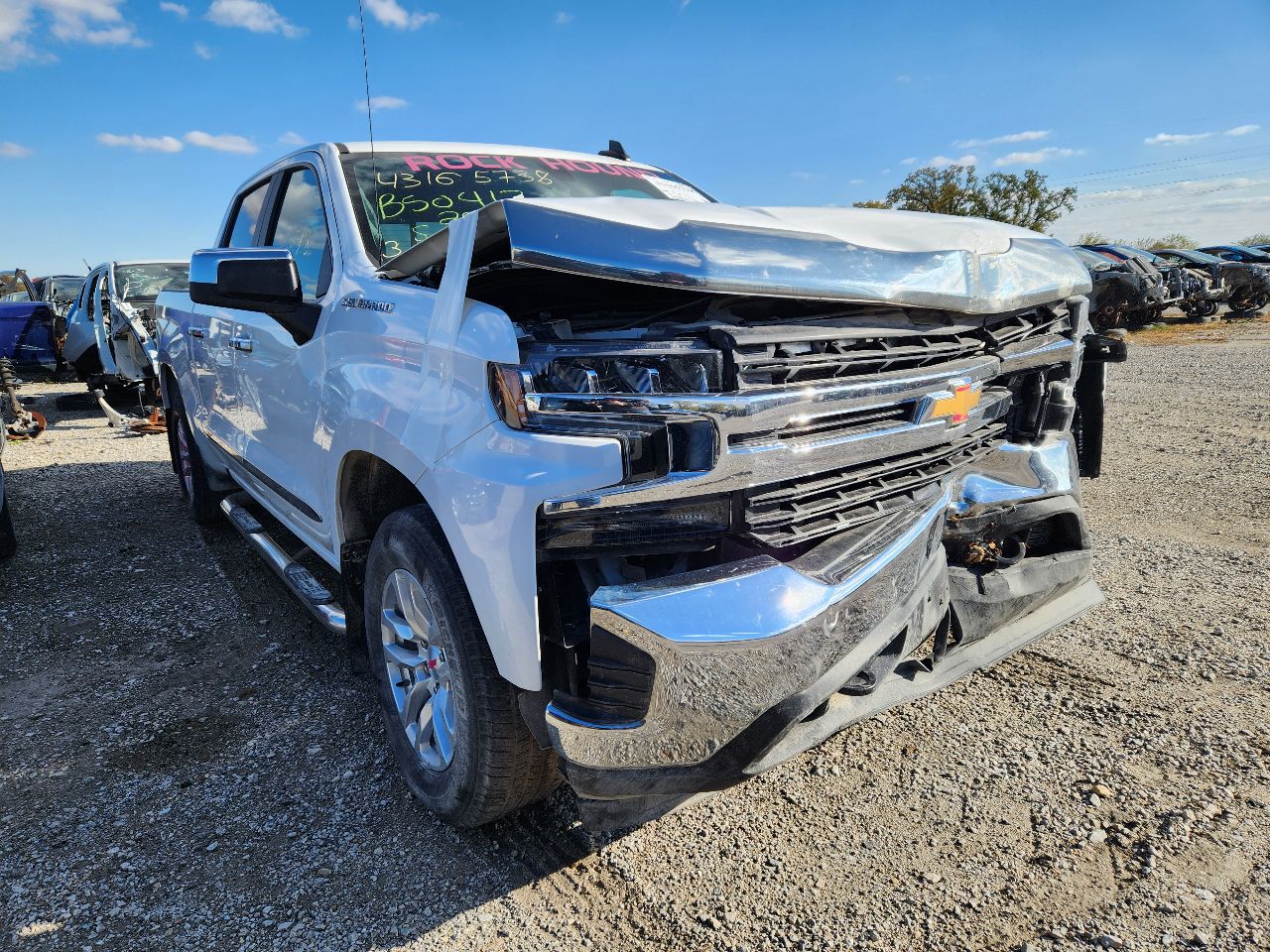 Vehicle/248505_04.jpg