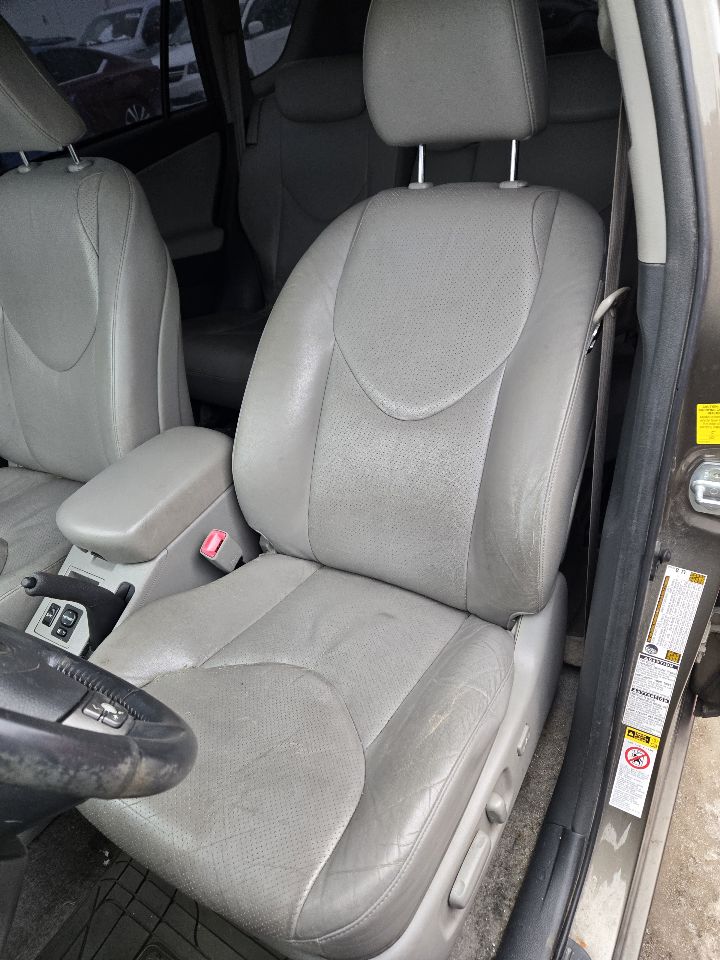 https://f005.backblazeb2.com/file/img-partshotlines-com/Inventory/EX441/Vehicle/248528_10.jpg
