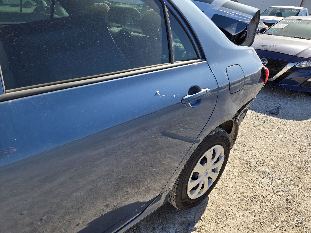 https://f005.backblazeb2.com/file/img-partshotlines-com/Inventory/EX441/Vehicle/248548_11.jpg