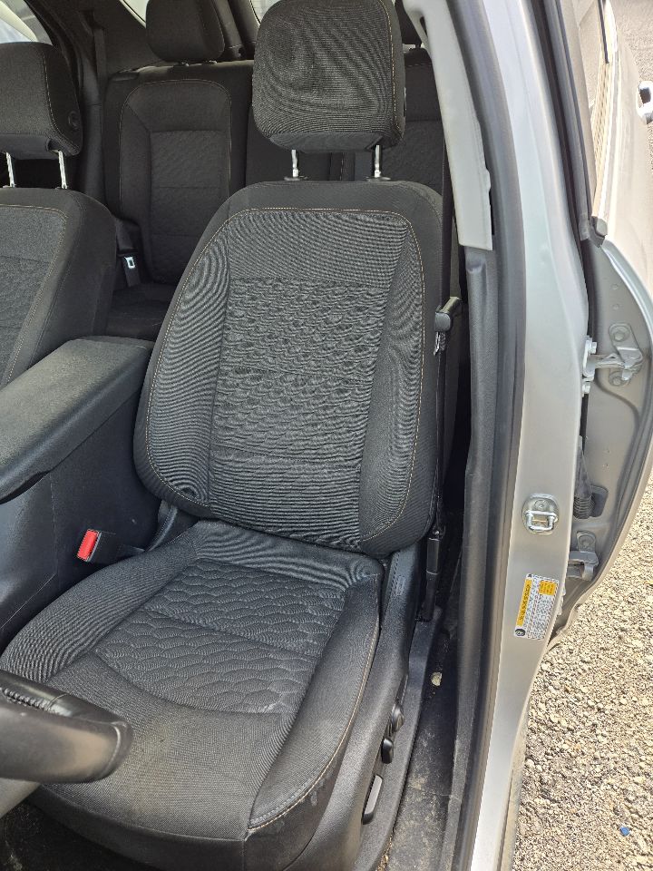 https://f005.backblazeb2.com/file/img-partshotlines-com/Inventory/EX441/Vehicle/248587_10.jpg