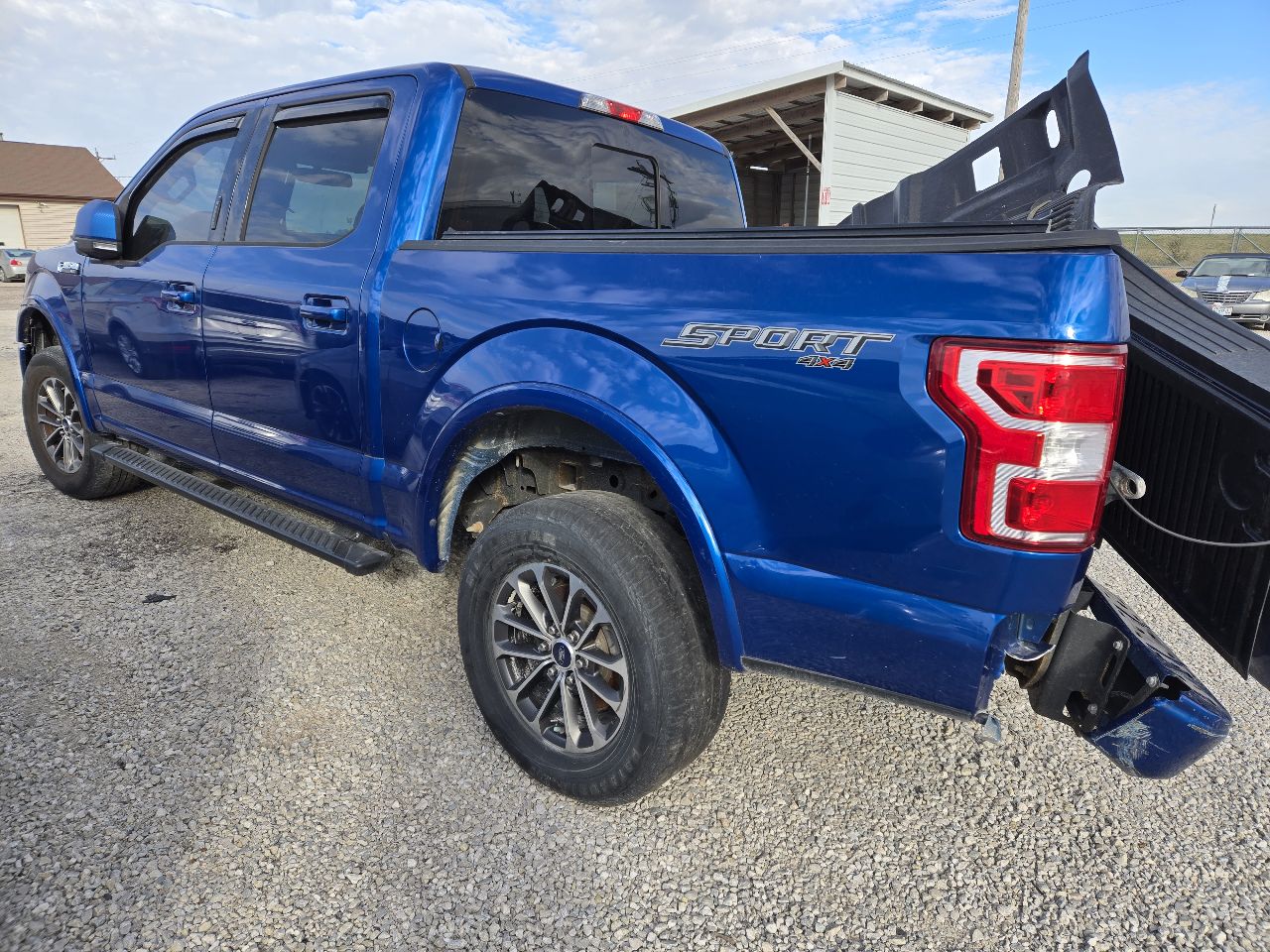Vehicle/248588_03.jpg