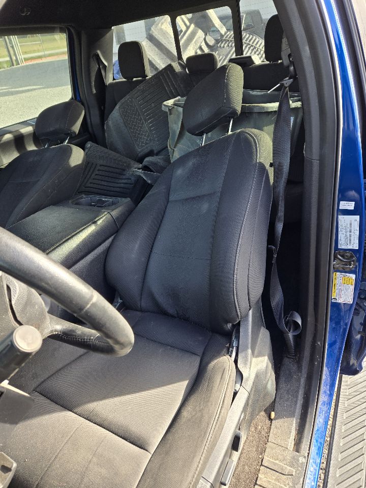 Vehicle/248588_12.jpg
