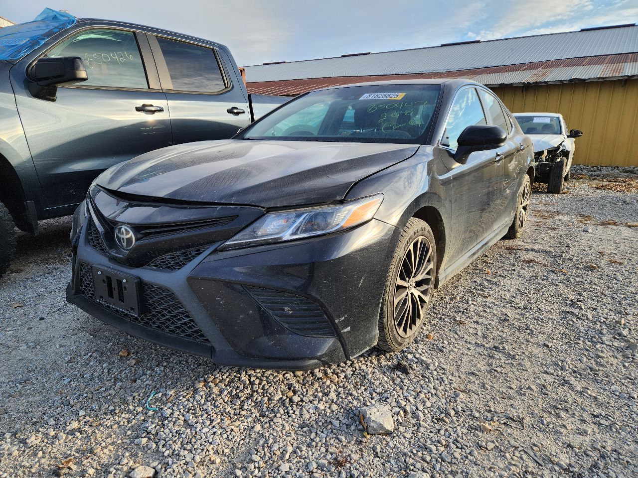 https://f005.backblazeb2.com/file/img-partshotlines-com/Inventory/EX441/Vehicle/248622_01.jpg
