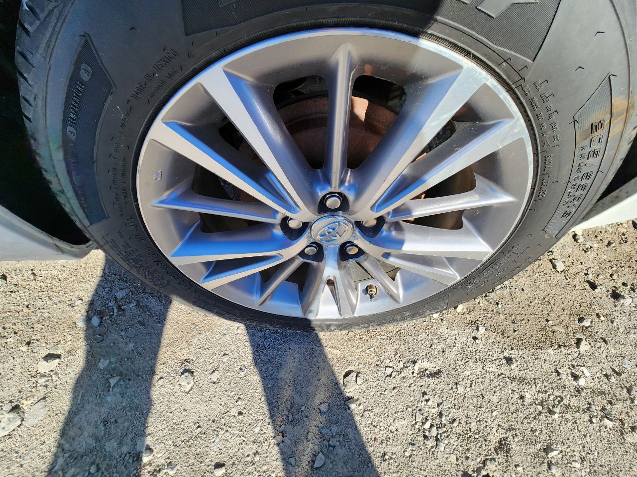 https://f005.backblazeb2.com/file/img-partshotlines-com/Inventory/EX441/Vehicle/248625_06.jpg