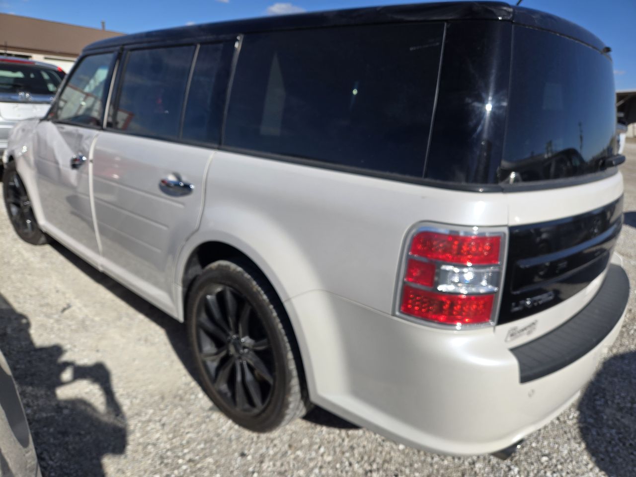 Vehicle/248630_03.jpg