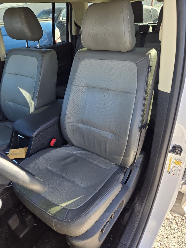 Vehicle/248630_11.jpg