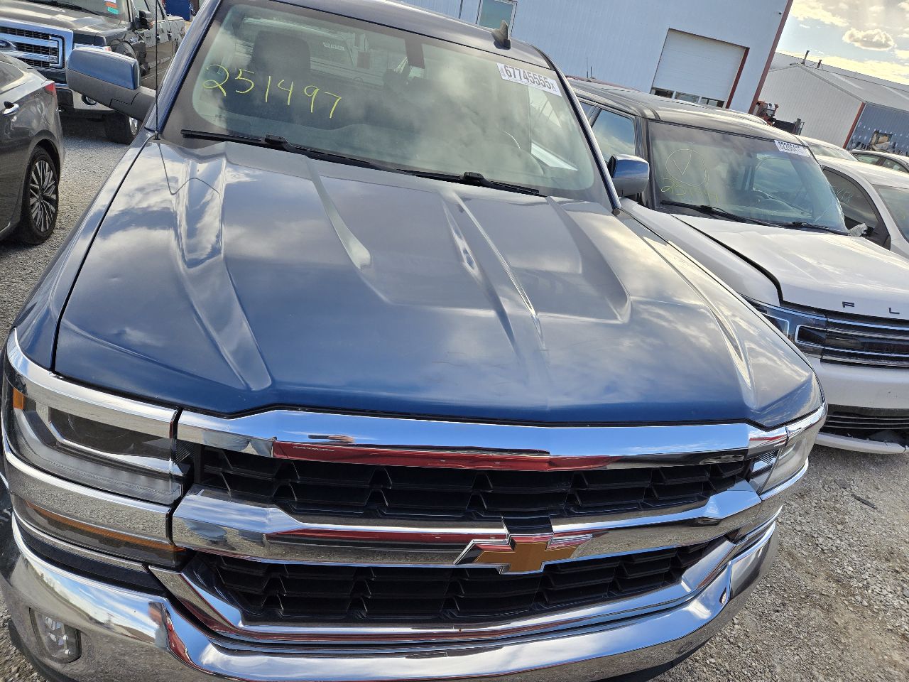 Vehicle/248633_09.jpg