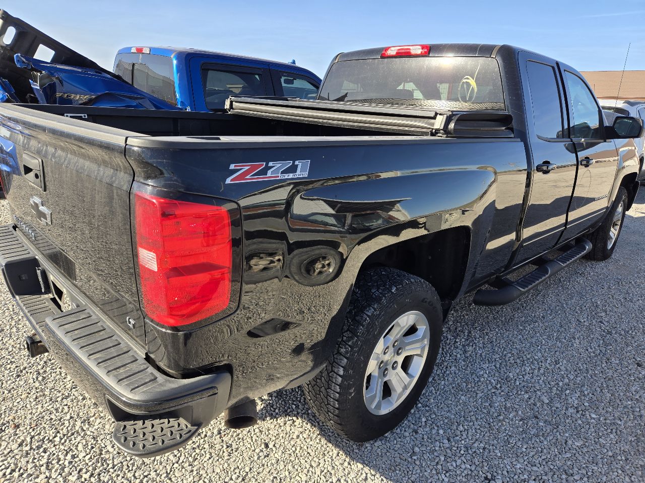 Vehicle/248668_04.jpg