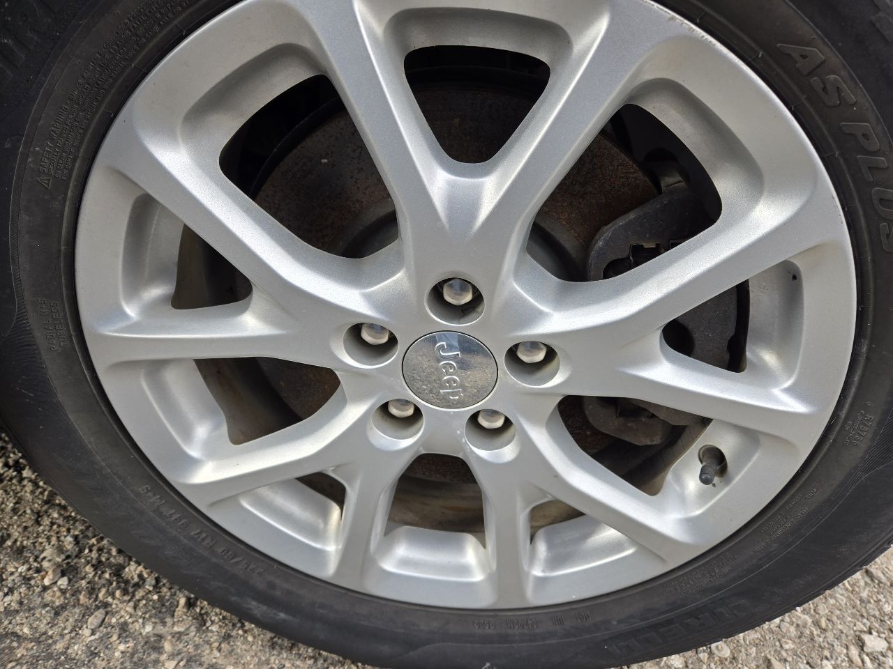Vehicle/248688_08.jpg