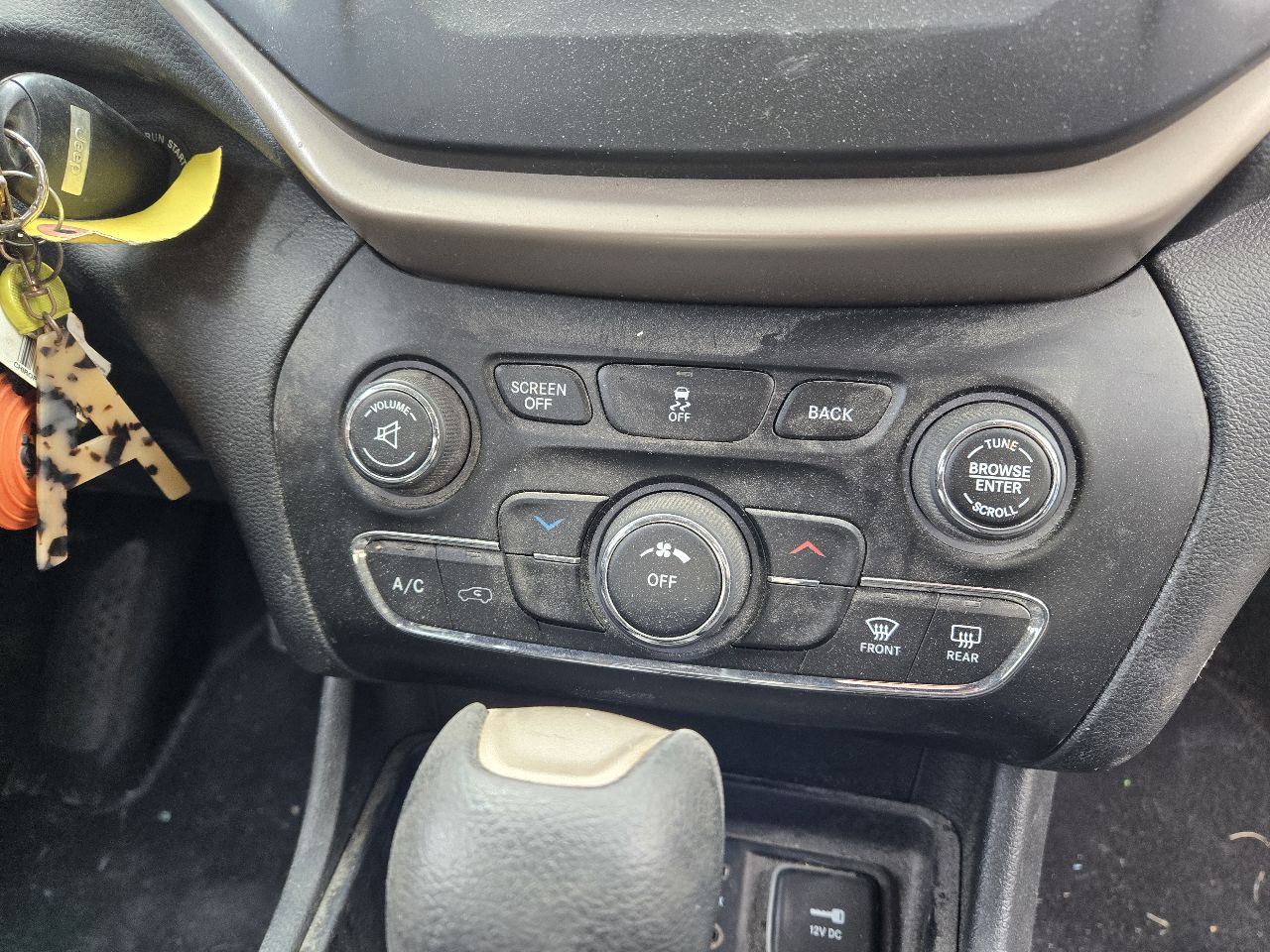 Vehicle/248688_10.jpg