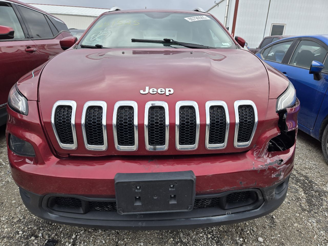 Vehicle/248690_07.jpg