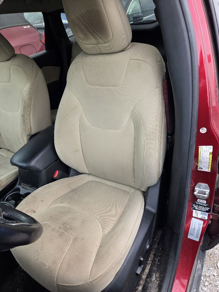 Vehicle/248690_10.jpg
