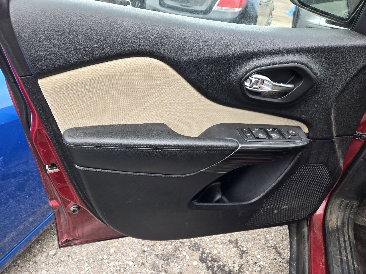 Vehicle/248690_11.jpg