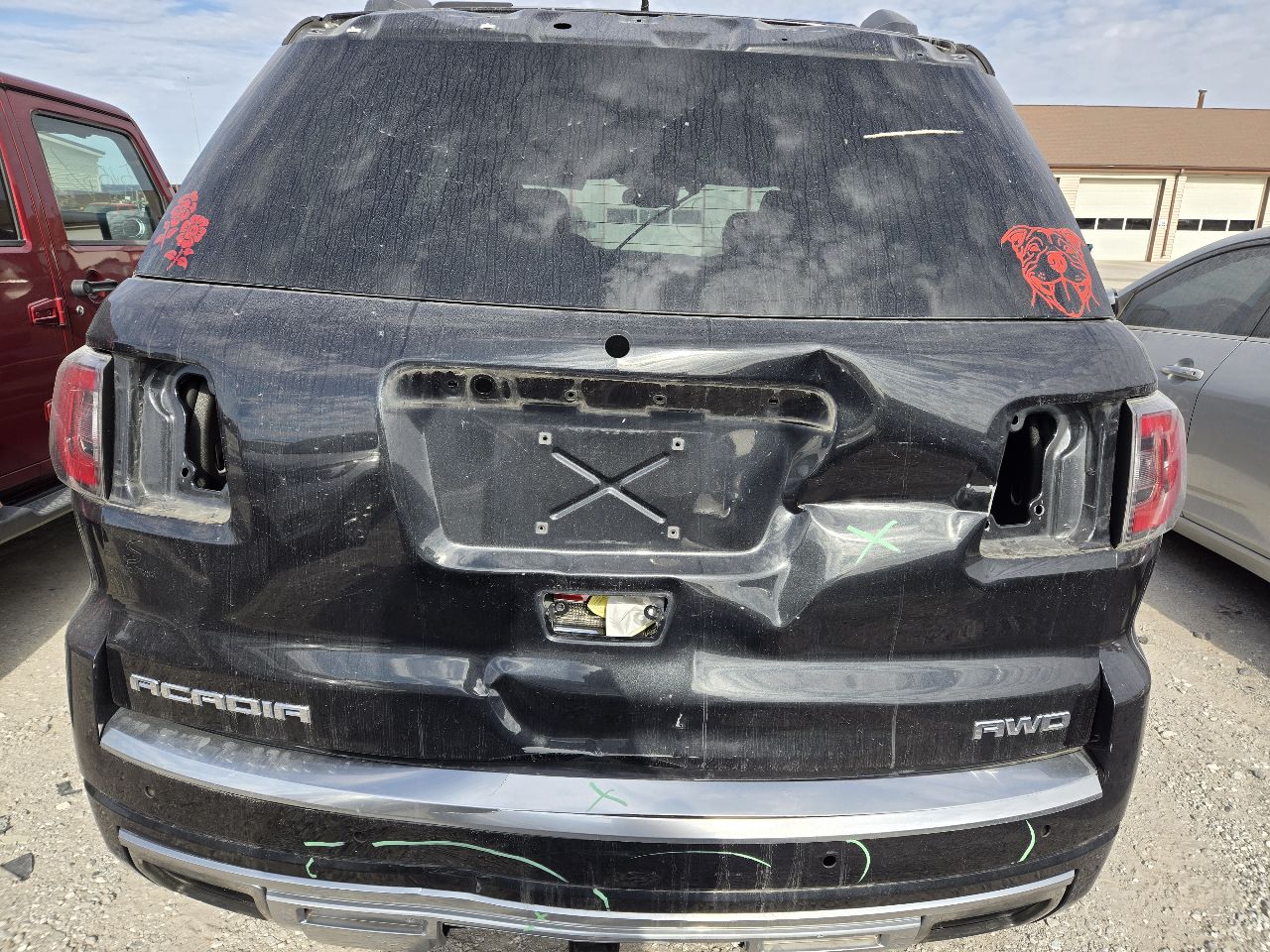 Vehicle/248712_05.jpg