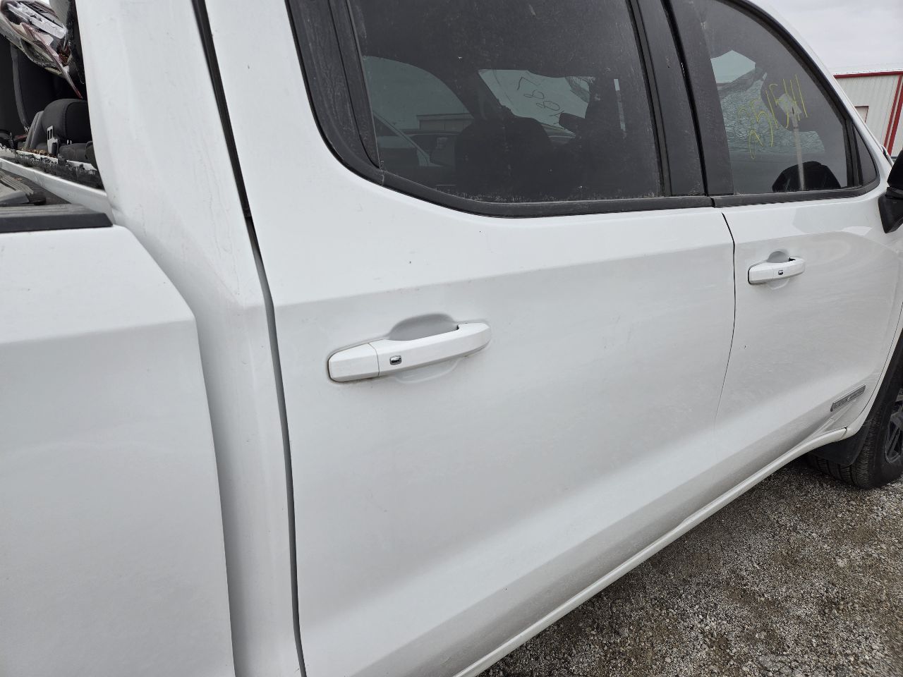 https://f005.backblazeb2.com/file/img-partshotlines-com/Inventory/EX441/Vehicle/248723_07.jpg