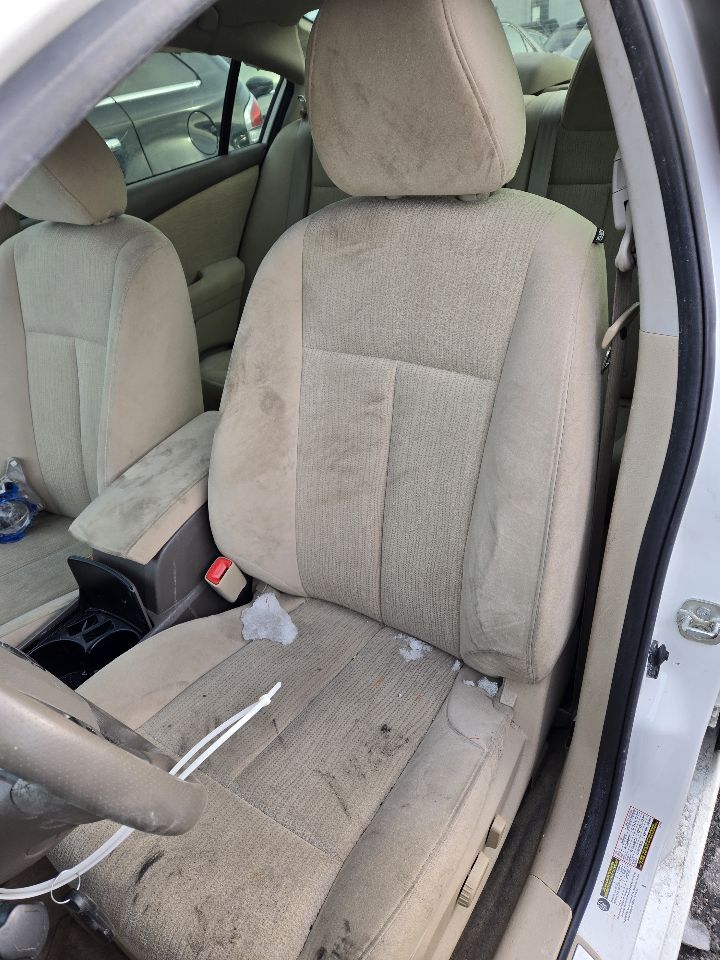 https://f005.backblazeb2.com/file/img-partshotlines-com/Inventory/EX441/Vehicle/248733_12.jpg