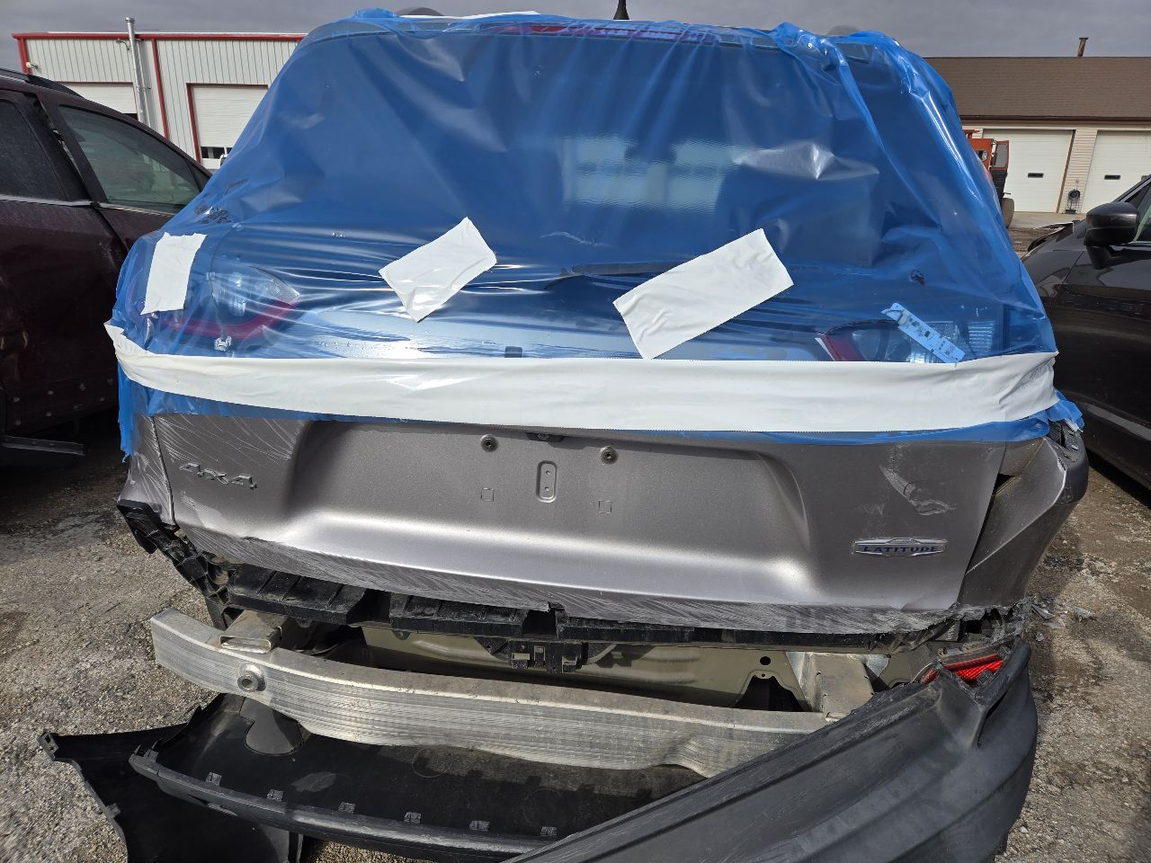 Vehicle/248750_05.jpg