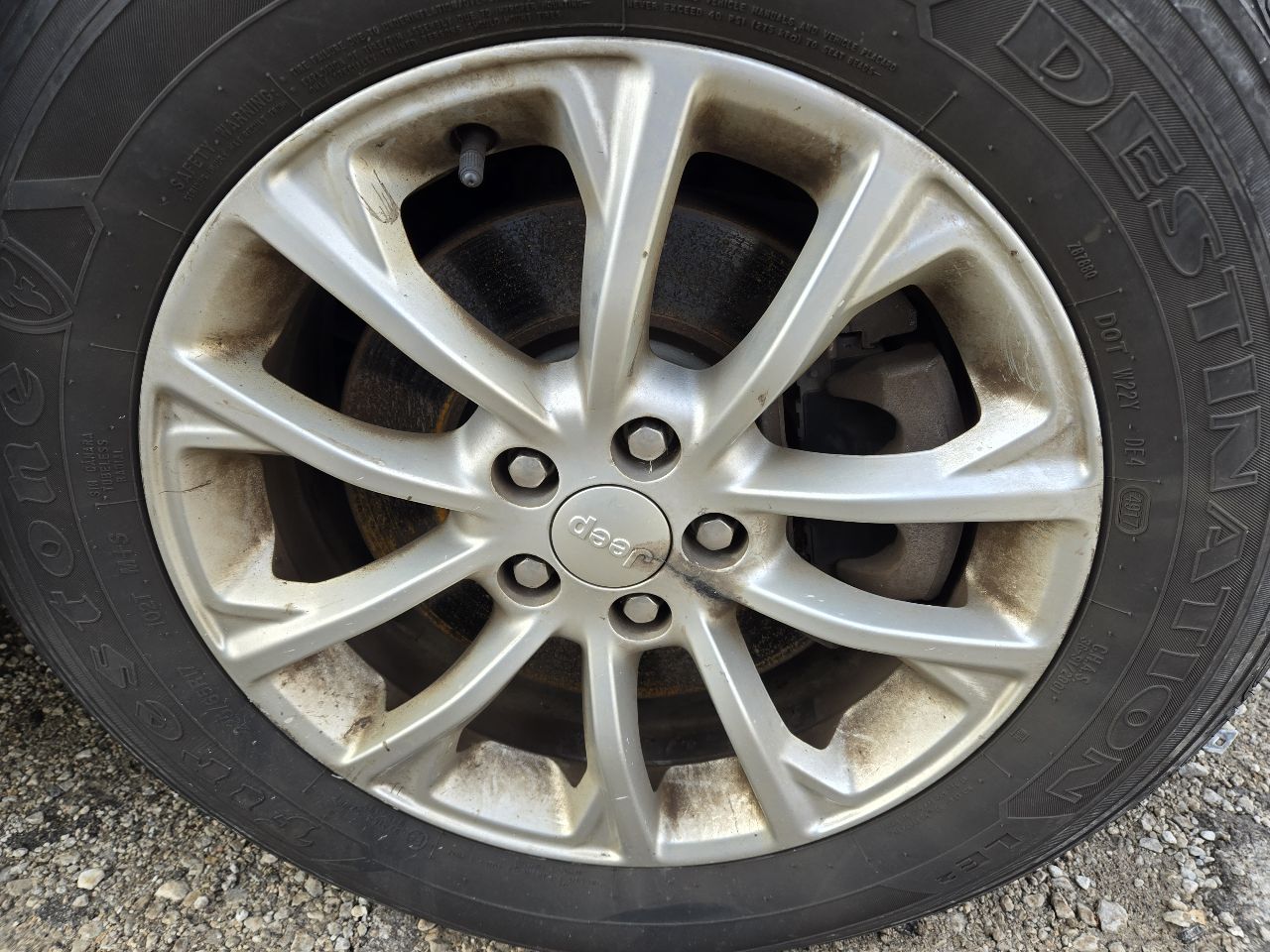 Vehicle/248750_06.jpg