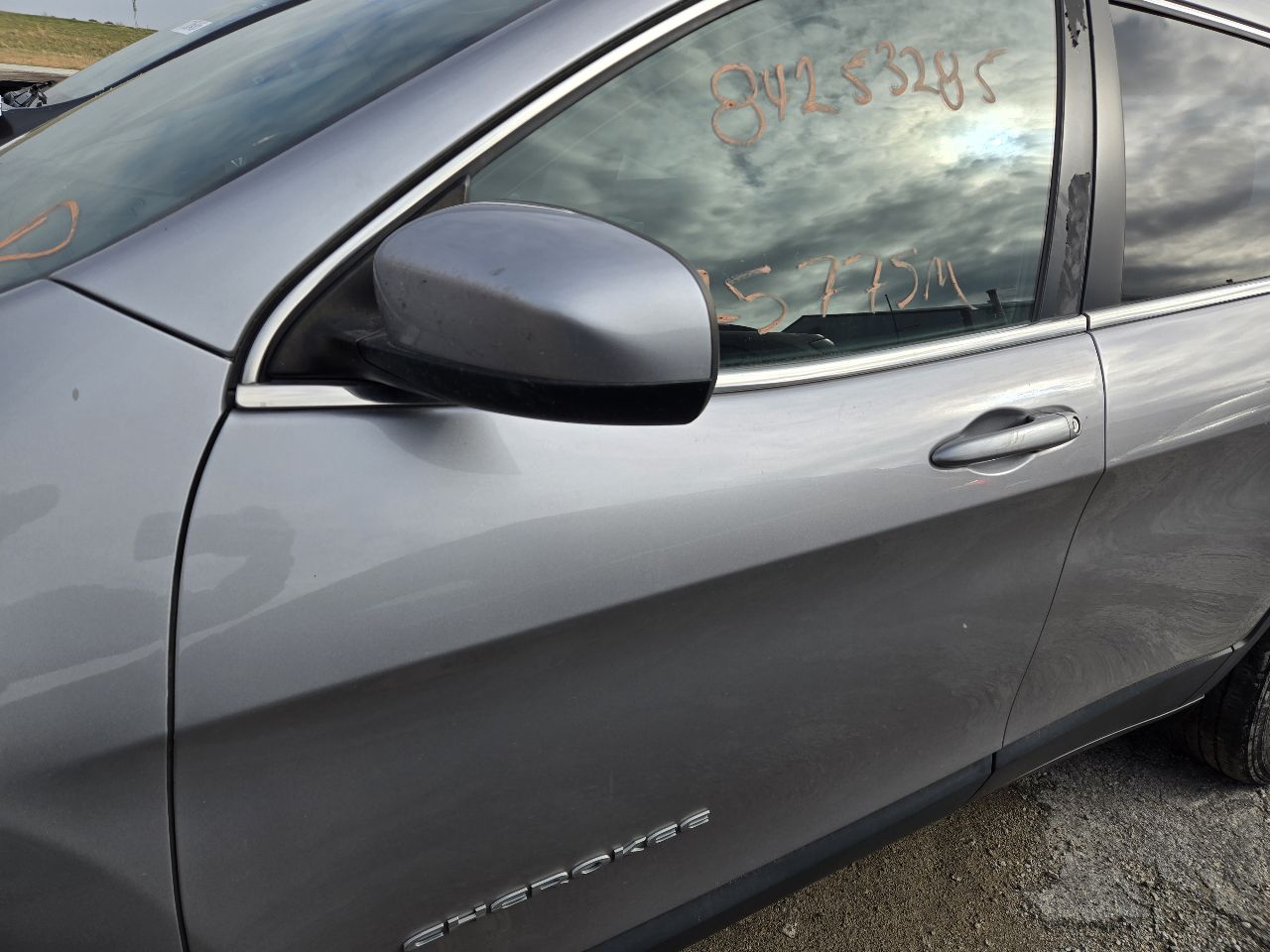 Vehicle/248750_08.jpg